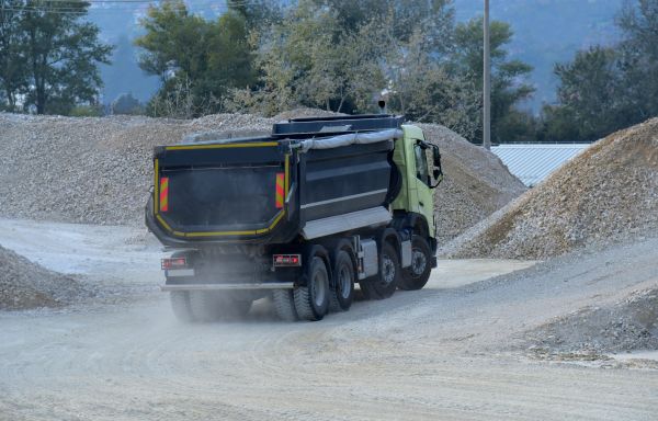 Gravel Delivery Service in Laguna Niguel