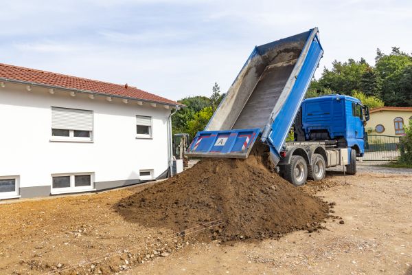 Garden Dirt Delivery in Laguna Niguel