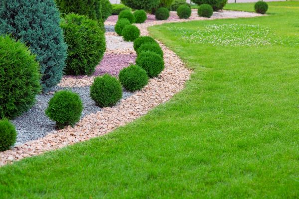 Edging Stones Installation in Laguna Niguel