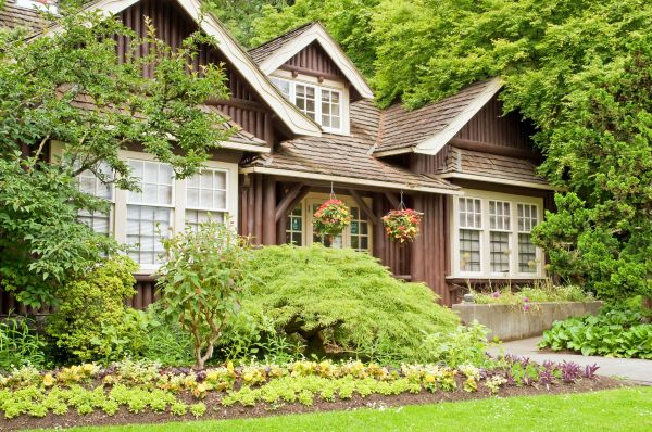 Log Home Landscaping in Laguna Niguel